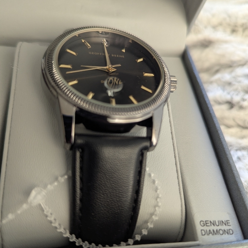 Geoffrey Beene Leather WATCHES... NEW - Picture 10 of 15